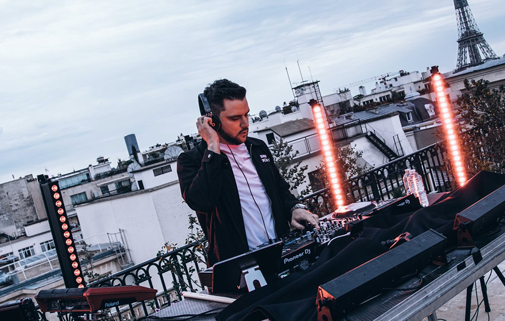 Adrien Toma sort « In The Morning » !
