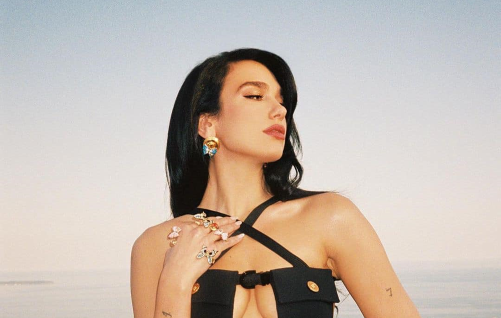 Dua Lipa dévoile une chanson inédite pour le film « Barbie » !