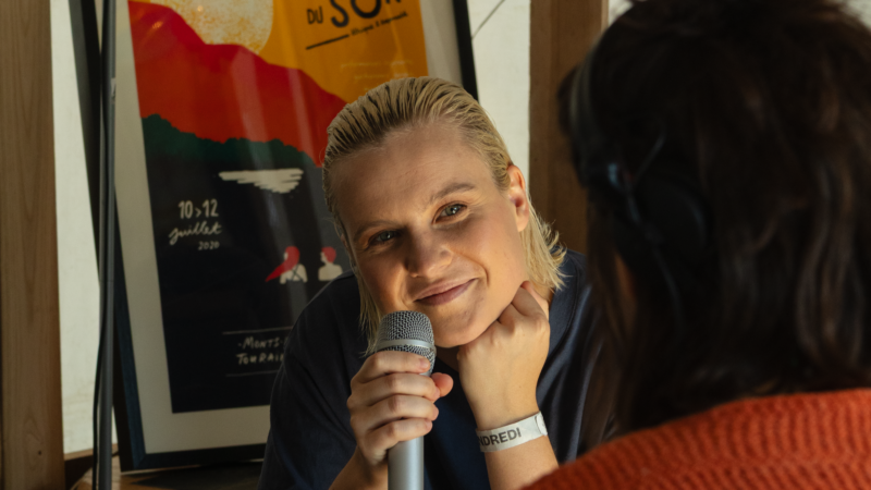 Terres du Son 2025 : Découvrez l’interview d’Emma Peters