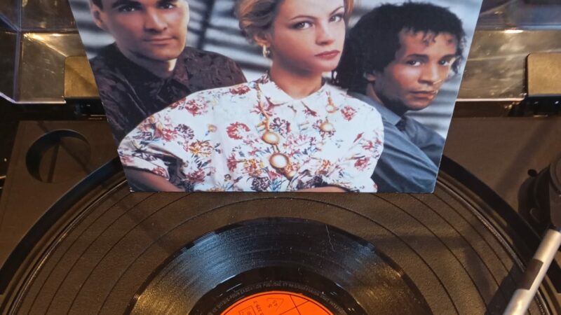🎵 Le Vinyle de 10h moins 10 – Dimanche 19 avril – Niagara – Tchiki Boum