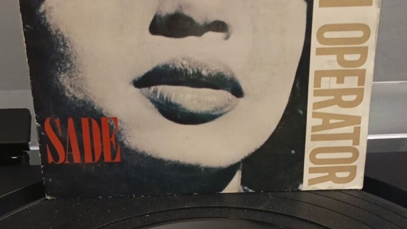 🎵 Le Vinyle de 10h moins 10 – Dimanche 14 juin – Sade – Smooth Operator
