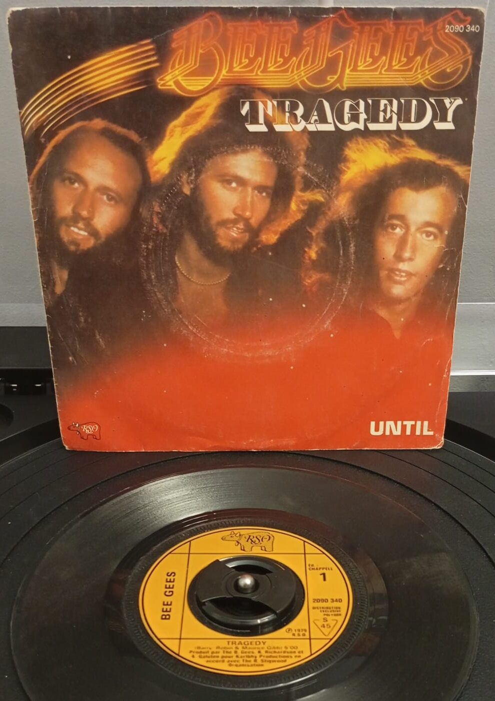 🎵 Le Vinyle de 10h moins 10 – Dimanche 2 août – Bee Gees – Tragedy