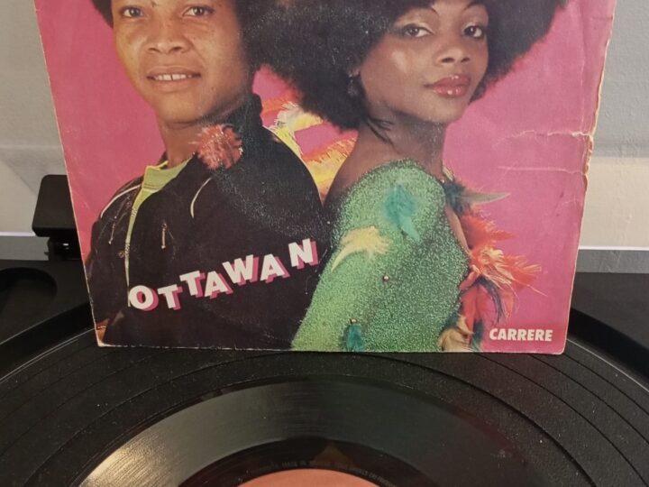 🎵 Le Vinyle de 10h moins 10 – Dimanche 25 octobre – Ottawan – T’es O.K.